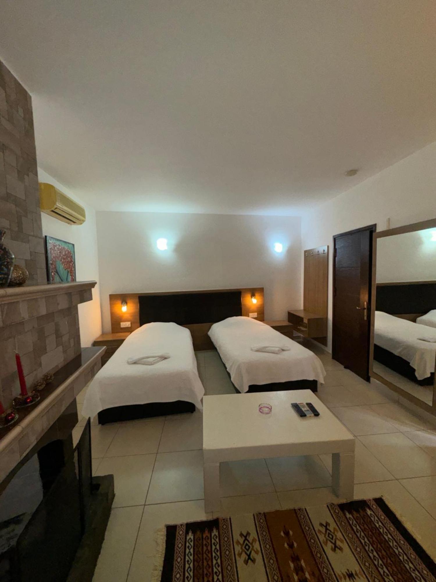 Betul Guest House Famagusta  Bagian luar foto