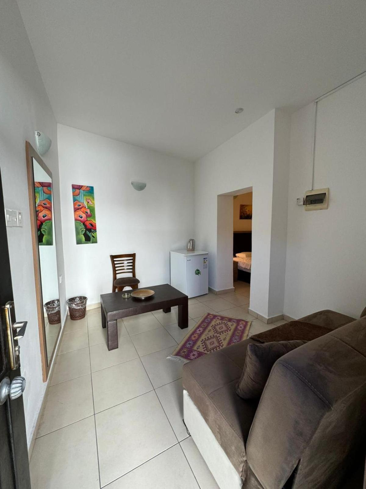 Betul Guest House Famagusta  Bagian luar foto