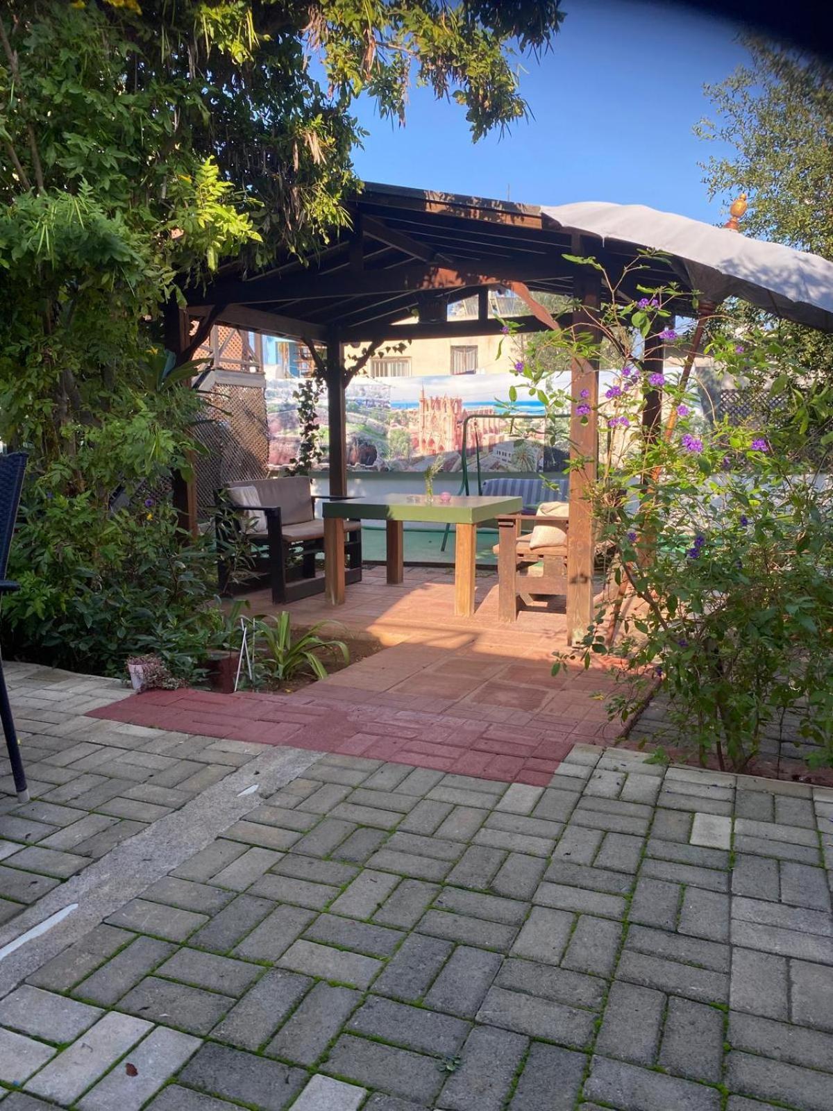 Betul Guest House Famagusta  Bagian luar foto